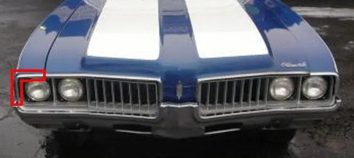 Fender Eyebrow Molding ,Right Used 68 Cutlass 442 1