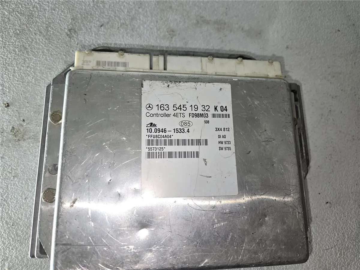 1998-2001 Mercedes Ml320 Ml430 Anti-Lock Traction Control Module 1635451932 Oem 1
