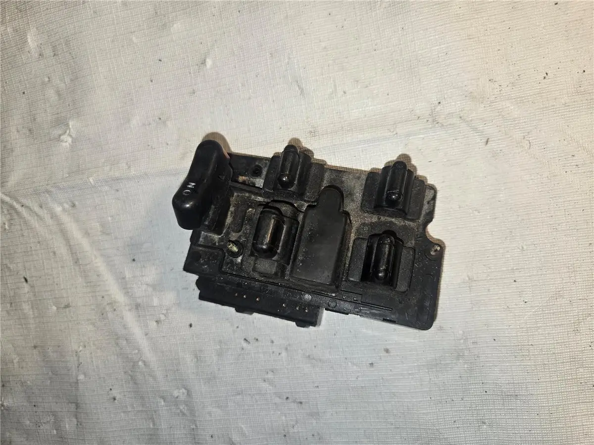 1994 - 1997 Honda Accord 4Dr Sedan Left Window Switch 35750-T2a-A01 Oem 1