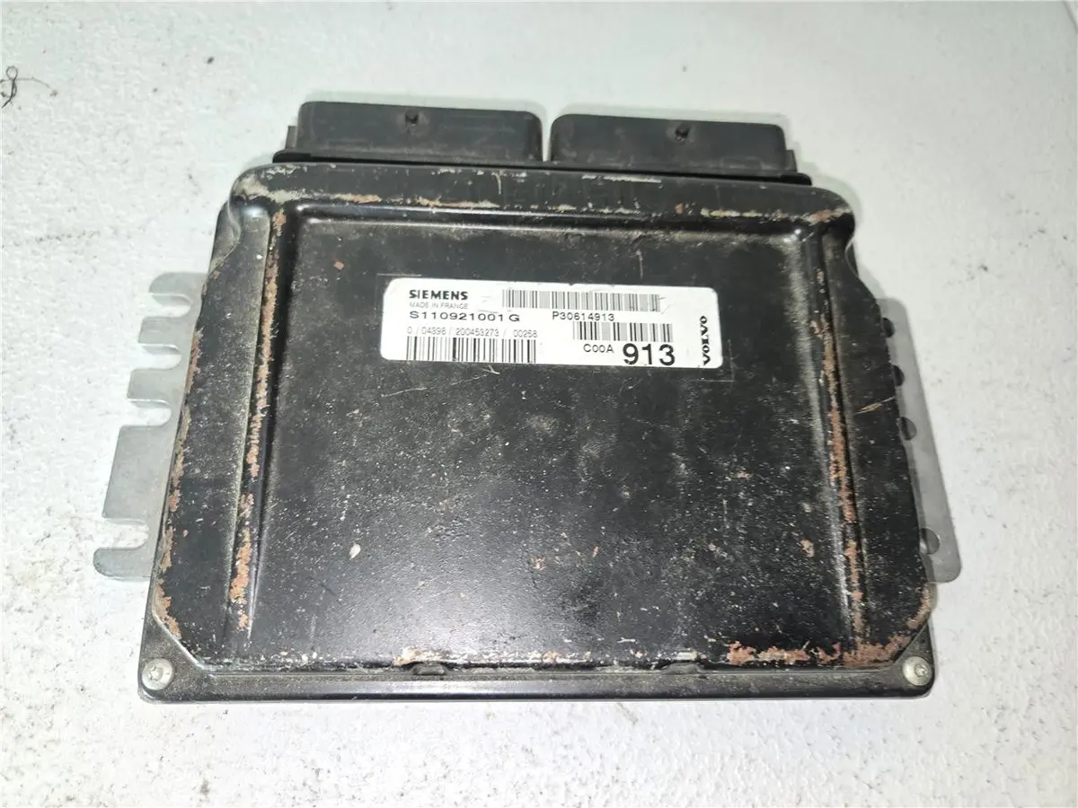 2001 - 2002 Volvo Turbo Pcm Ecm Ecu Engine Control Module Unit P30614913 Oem 1