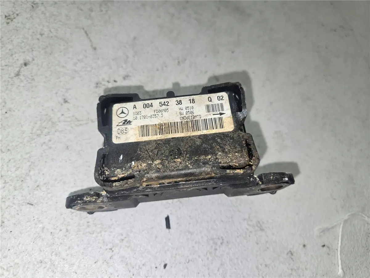 1997 - 2005 Mercedes-Benz R Class 2007 W251 Yaw Sensor A 004 542 38 18 Q 02 Oem 1