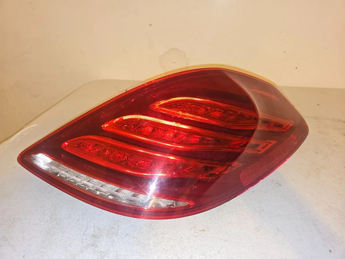 14 - 17 Mercedes S Class S400 S500 Oem Right 611042 Rh Led Tail Light A229065701 1