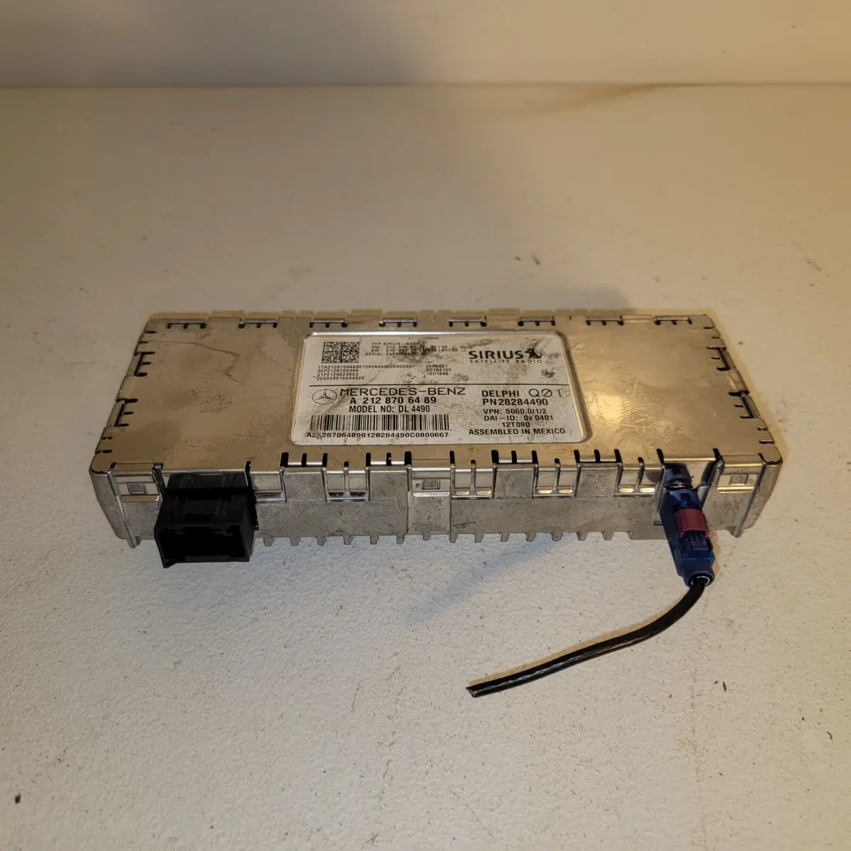 12-14 Mercedes Cls550 C250 C300 350 Sirius Satellite Radio Receiver 2128706489 1