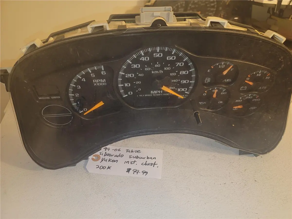 99 - 02 Silverado Suburban Tahoe Speedometer Auto Instrument Cluster 200K Oem 1