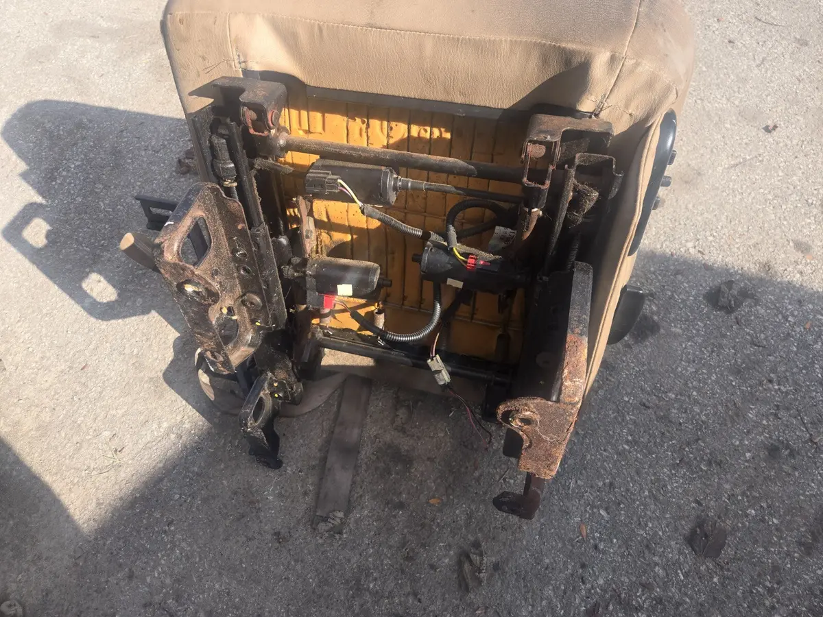 96 97 Dodge Ram 1500 2500 Front Driver Left Power Seat Track W/ Switch Oem Works 1