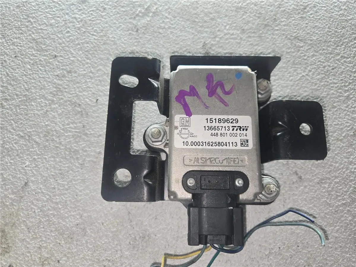 2003 - 2006 Escalade Suburban Tahoe Yukon Yaw Sensor Control Module 15189629 Oem 1