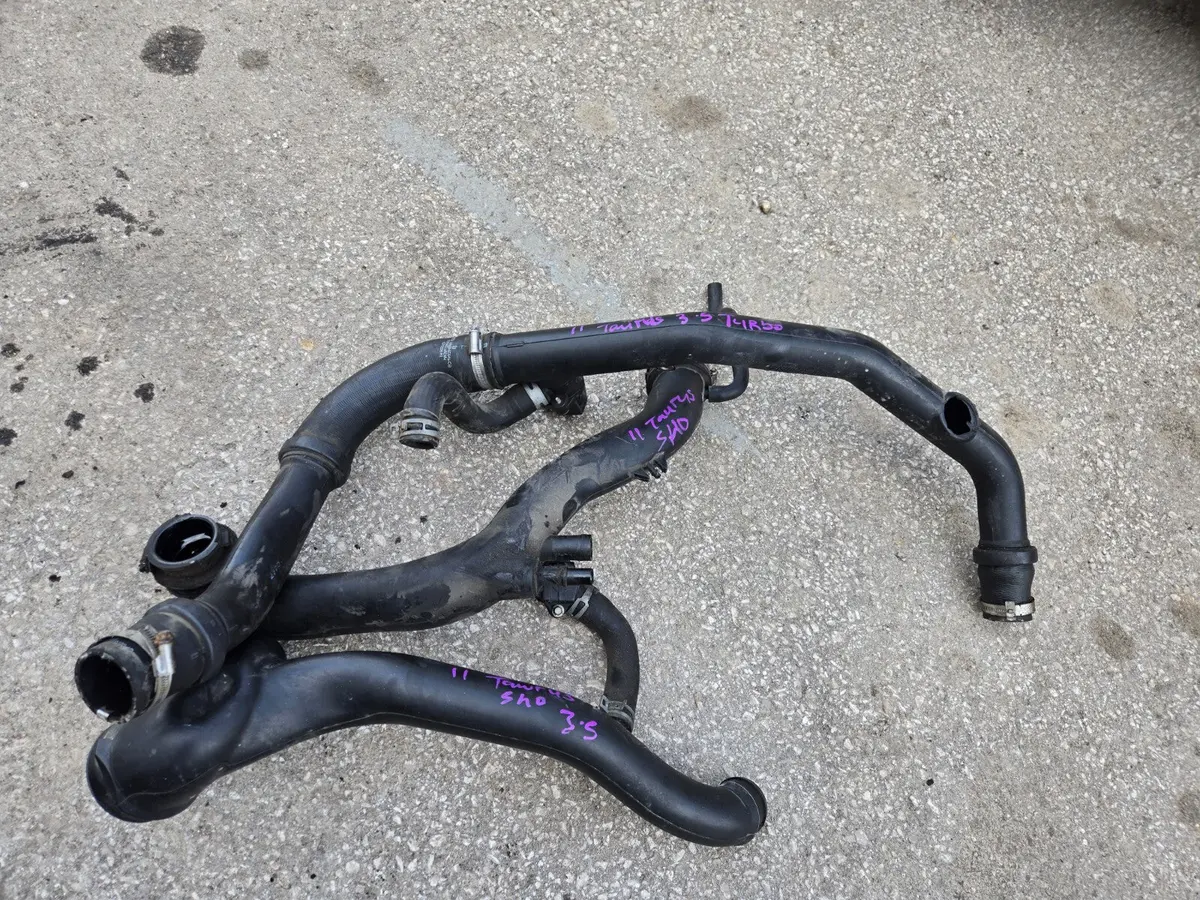 2010 - 2019 Ford Taurus 3.5L Turbo Air Intercooler Hoses Oem Ba53-6C646 Sensor 1