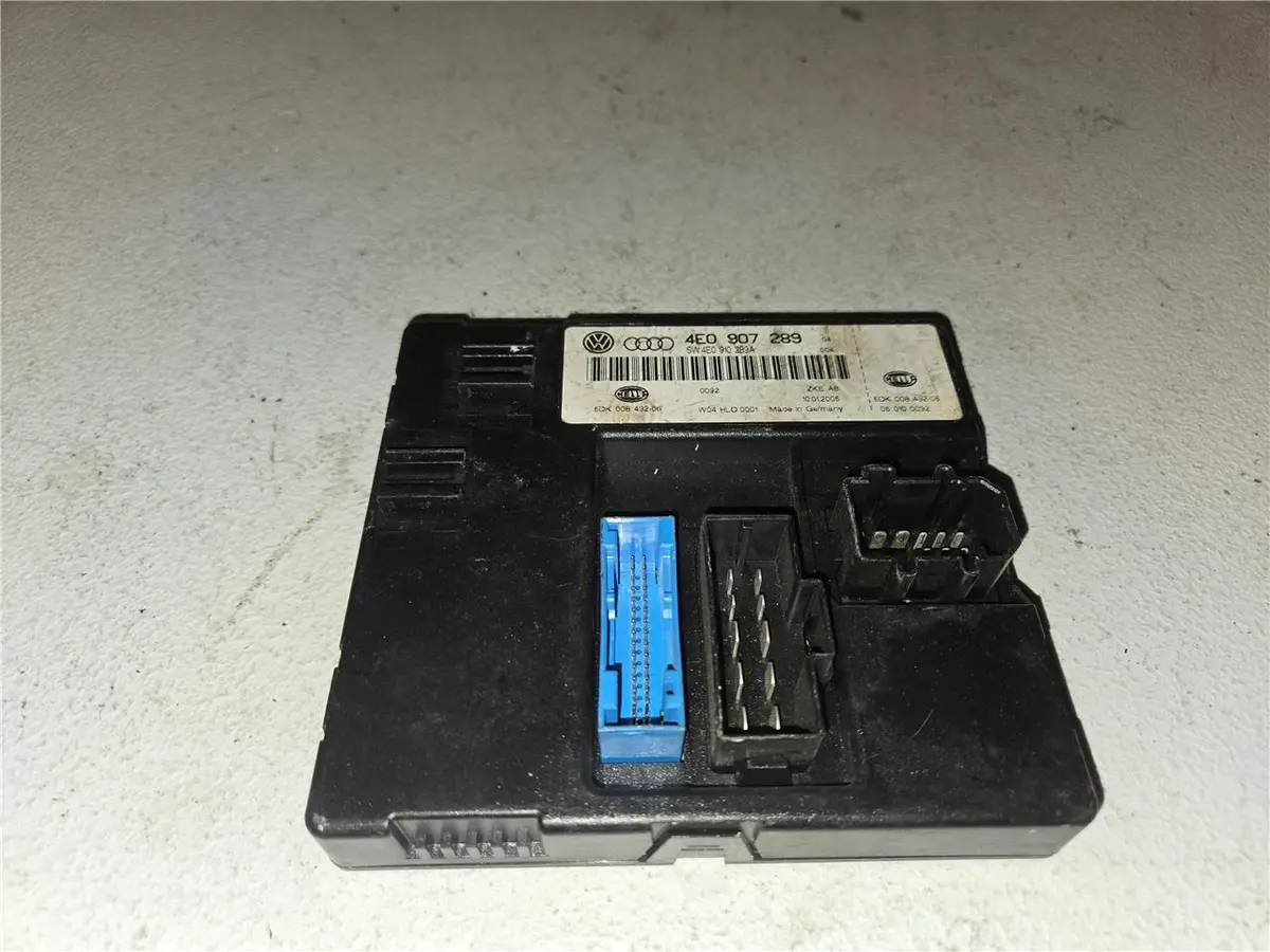 2004 -2007 Audi A8 Quattro - Central Power / Body Control Module 4E0 907 289 Oem 1