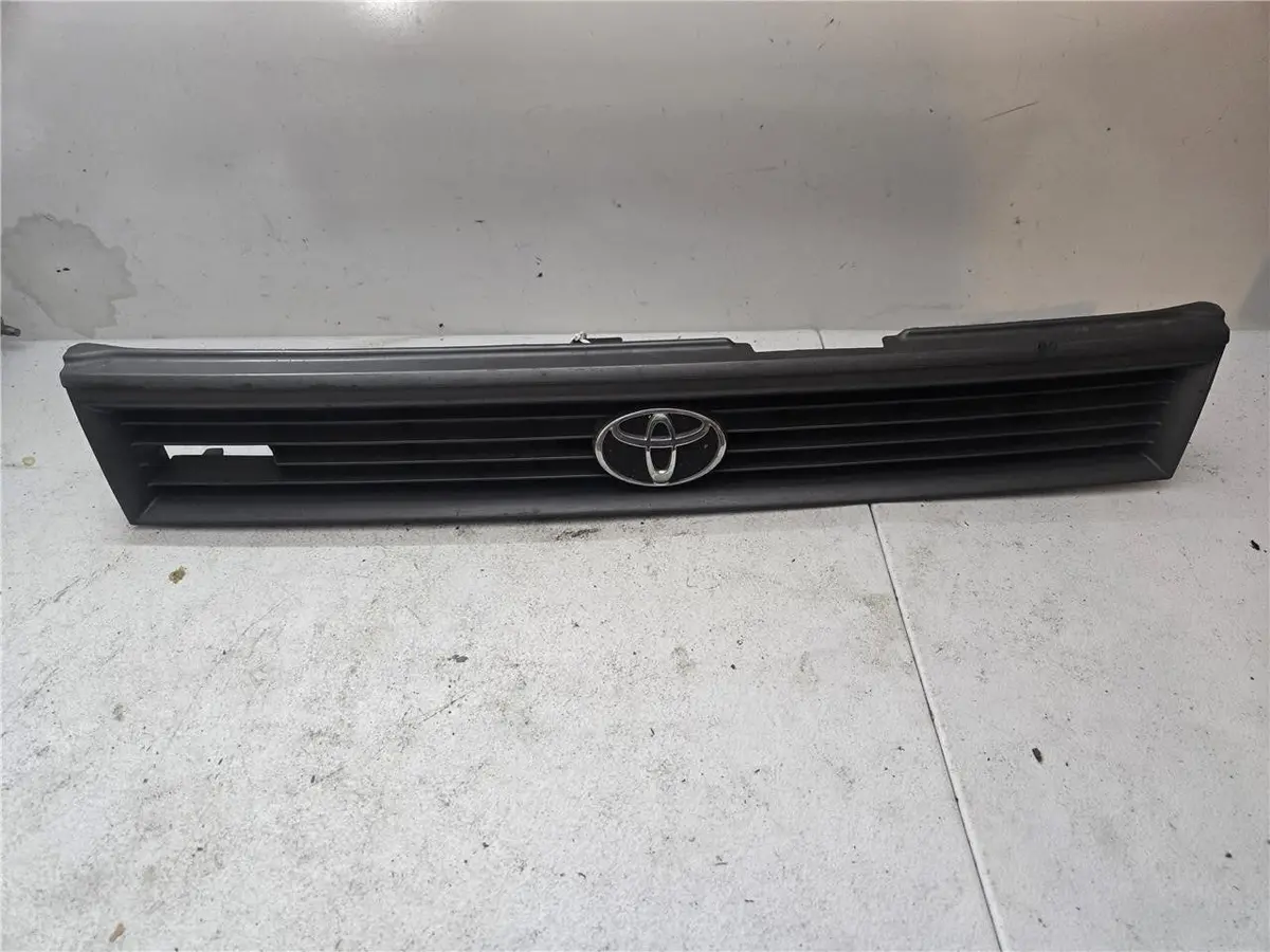 1988 - 1992 Toyota Corolla Front Grille 53111-02030 Oem 1