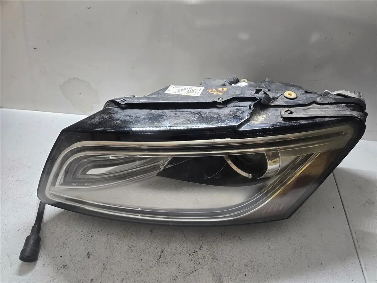 2013 - 2017 Audi Q5 Left Side Headlight Hid, W Broken Tabs 8R0 941 005 E Oem 1