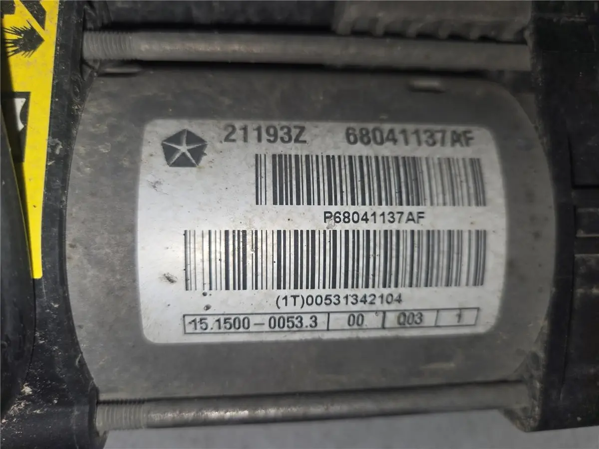2011 - 2022 Jeep Grand Cherokee Air Suspension Compressor Pump P68041137af Oem 1