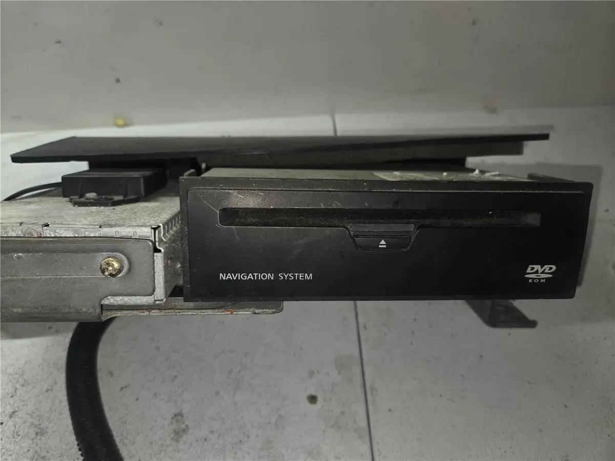 2004 - 2006 Infiniti Qx56 Navigation System, Dvd-Ram 25915 Cc25a Oem 1