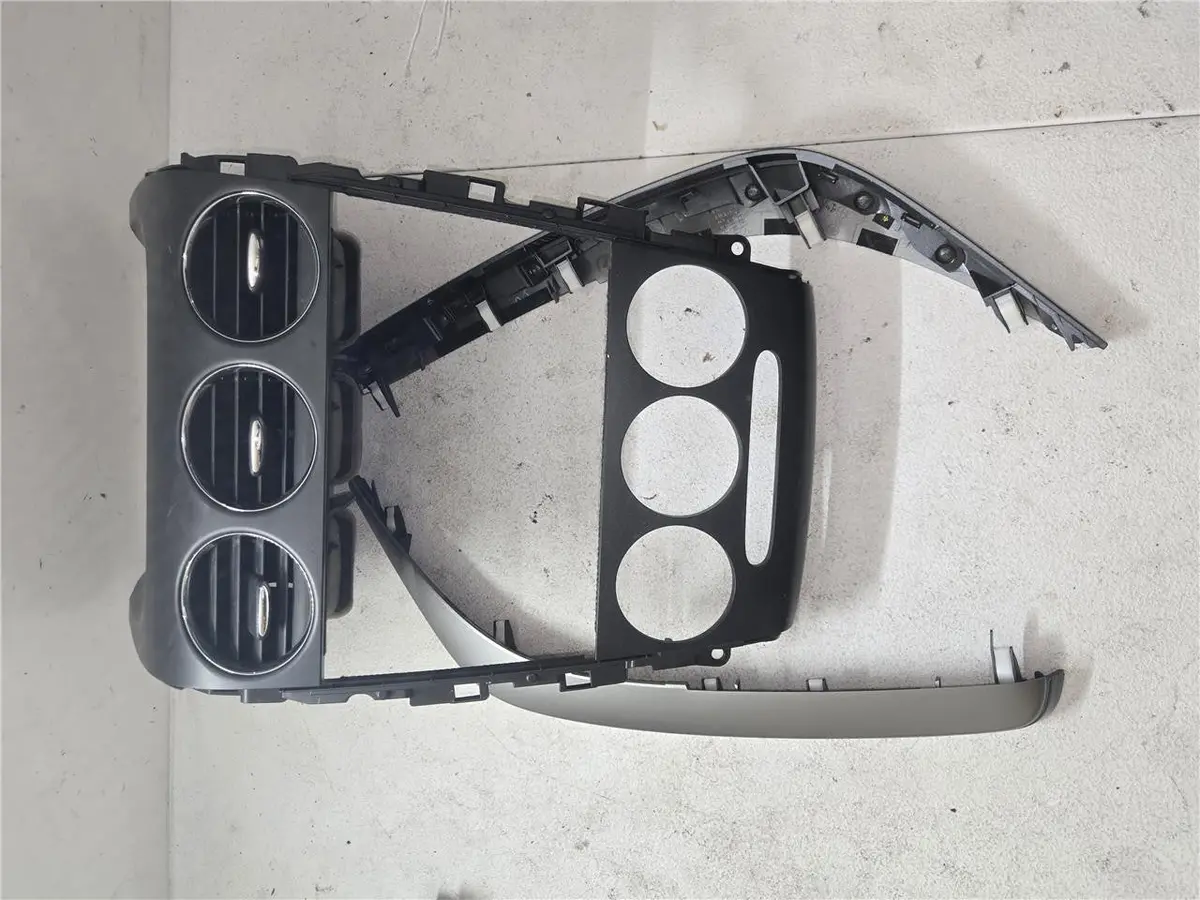 2010 Mazda Cx5 A/C Center Dash Air Vent W/Trim Bezel Cover Eh4455210 Oem 1