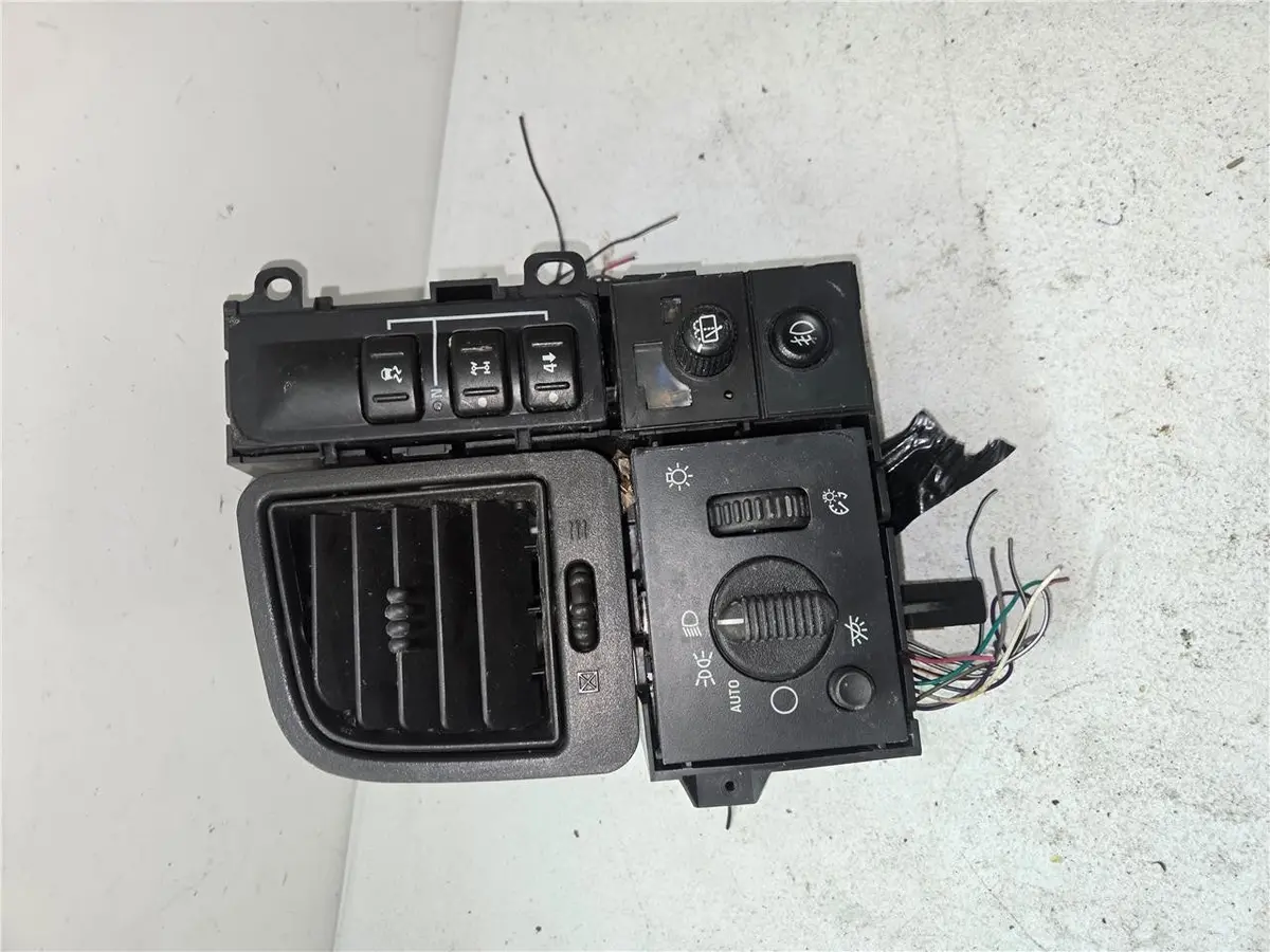 1999-06 Chevy Silverado Sierra Tahoe 4X4 Headlight Switch Assembly 15034164 Oem 1