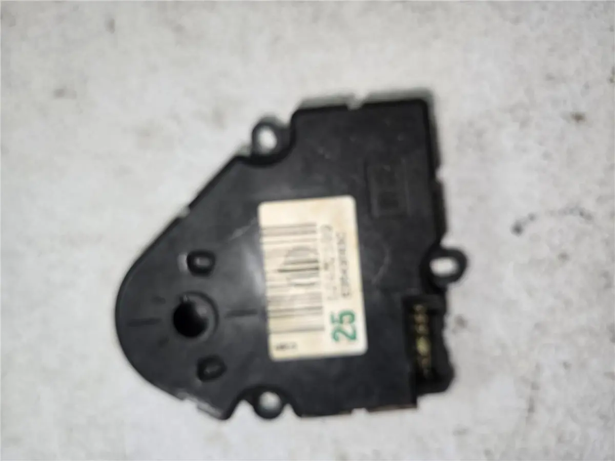2000 - 2007 Cadillac A/C Heater Air Blend Door Actuator 52402599 Oem 1
