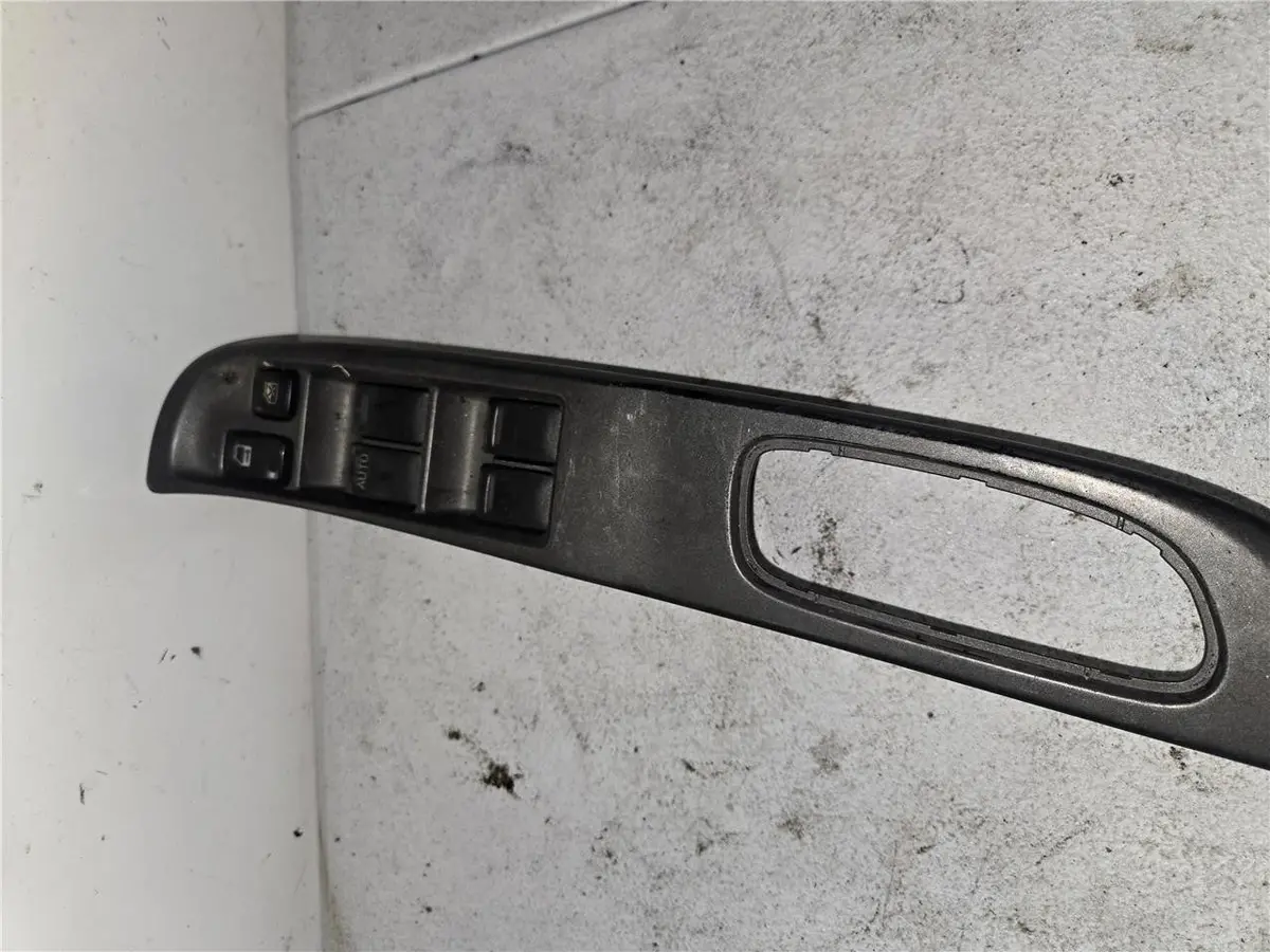 2000 - 2003 Nissan Sentra 4Dr Window Switch 25401-5M000 Oem 1
