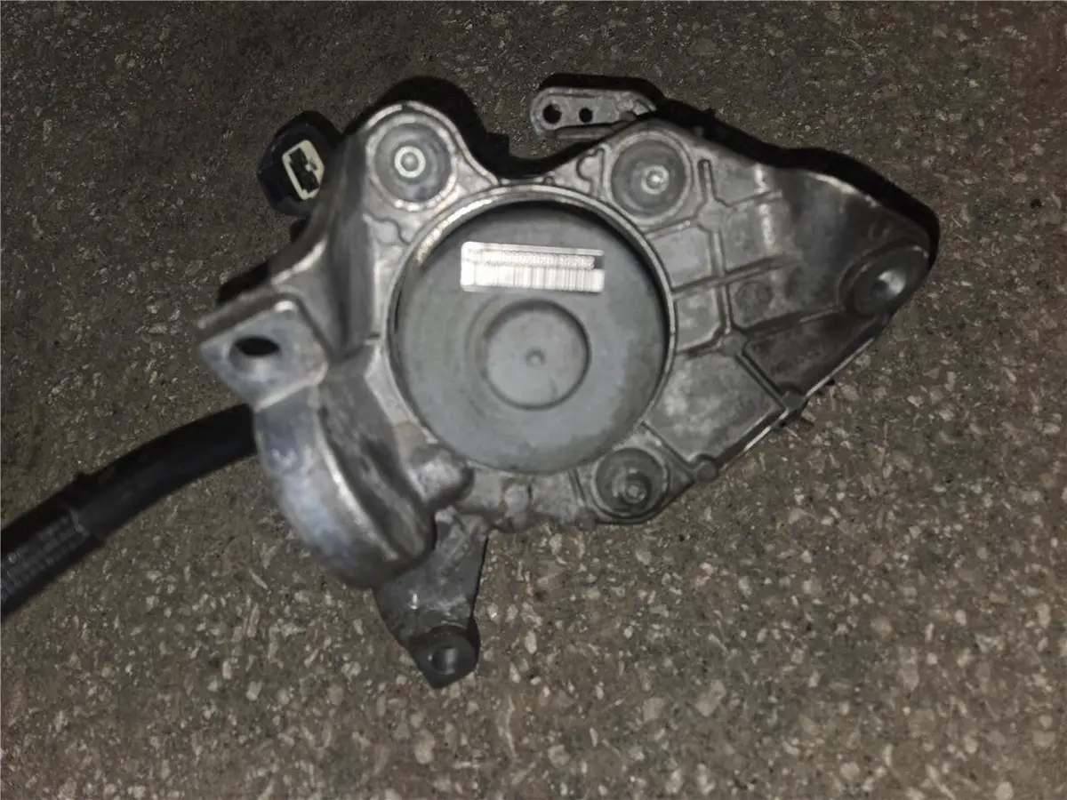2013 - 2020 Lincoln Mkz Vacuum Pump Dg98-2A451-Ac Oem 1