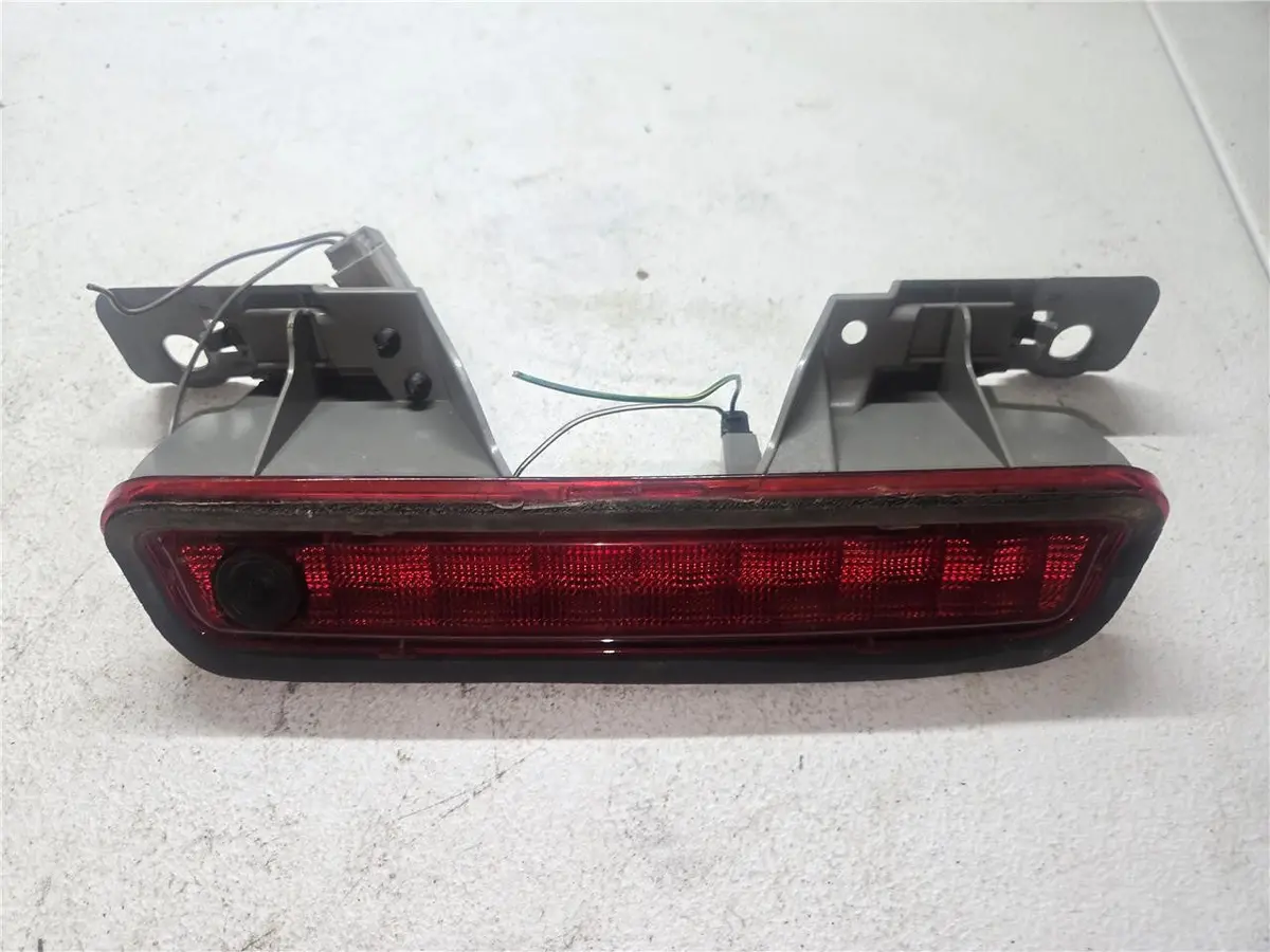 2011 - 2014 Dodge Charger 3Rd High Mounted Brake Light Lamp 57010604Ah Oem 1