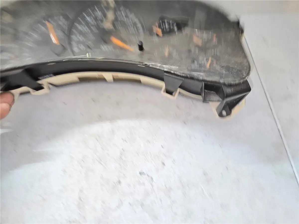 1999-2002 Chevrolet Silverado Gmc Sierra Speedometer Gauge Cluster 15758079 Oem 2