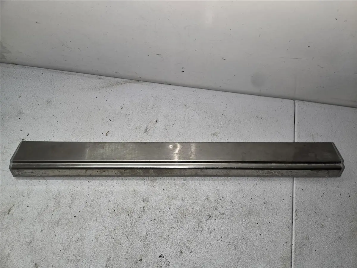 2012-18 Mercedes Cls550 Cls63 Right Door Step Sill Trim Cover A 212 680 1735 Oem 2
