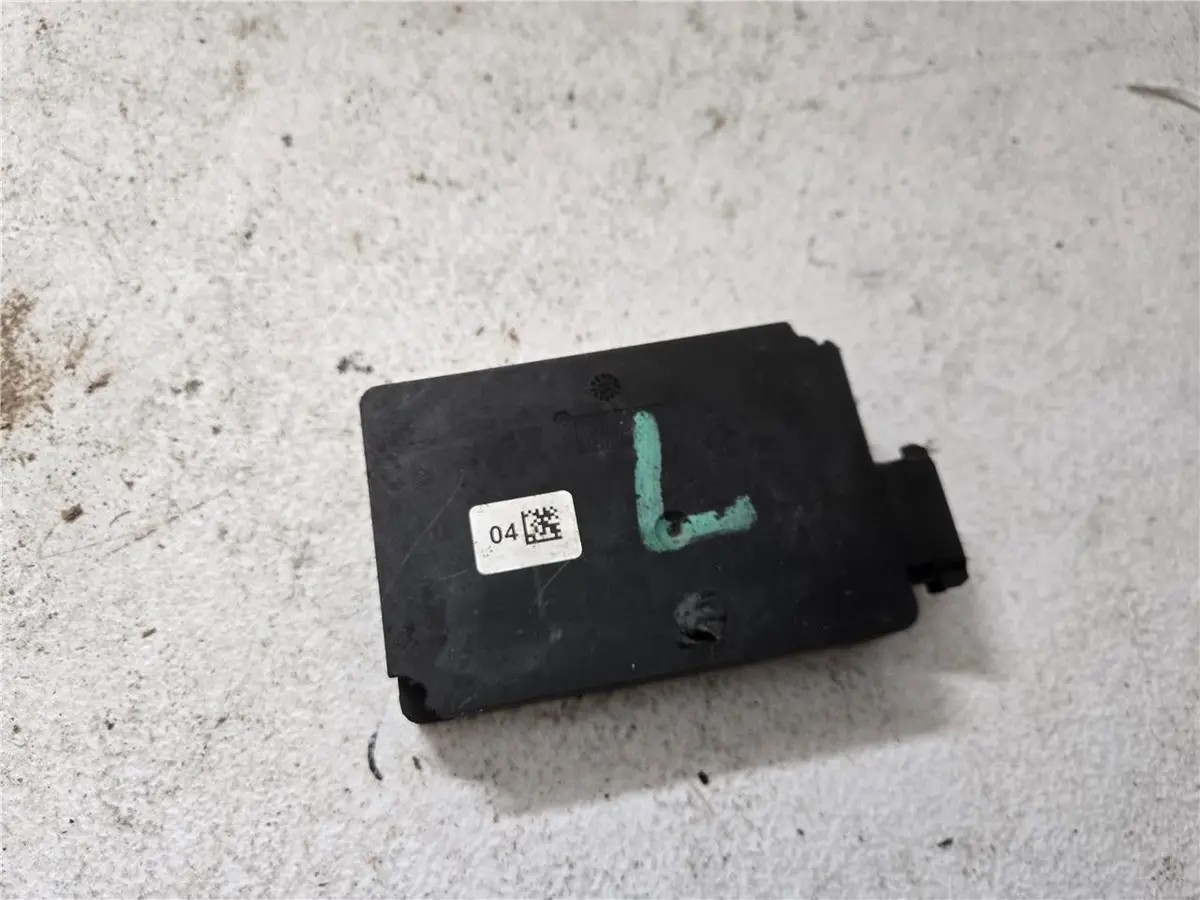 2012-18 Benz W212 E350 Cls550 Blind Spot Radar Senser Module A 000 905 02 10 Oem 1