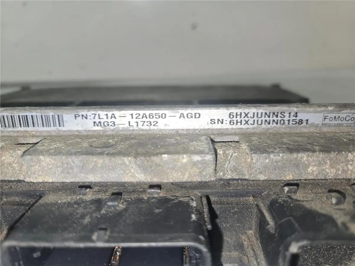 2007 - 2008 Ford Expedition 5.4L Engine Control Unit Ecu 7L1a-12A650-Agd Oem 2