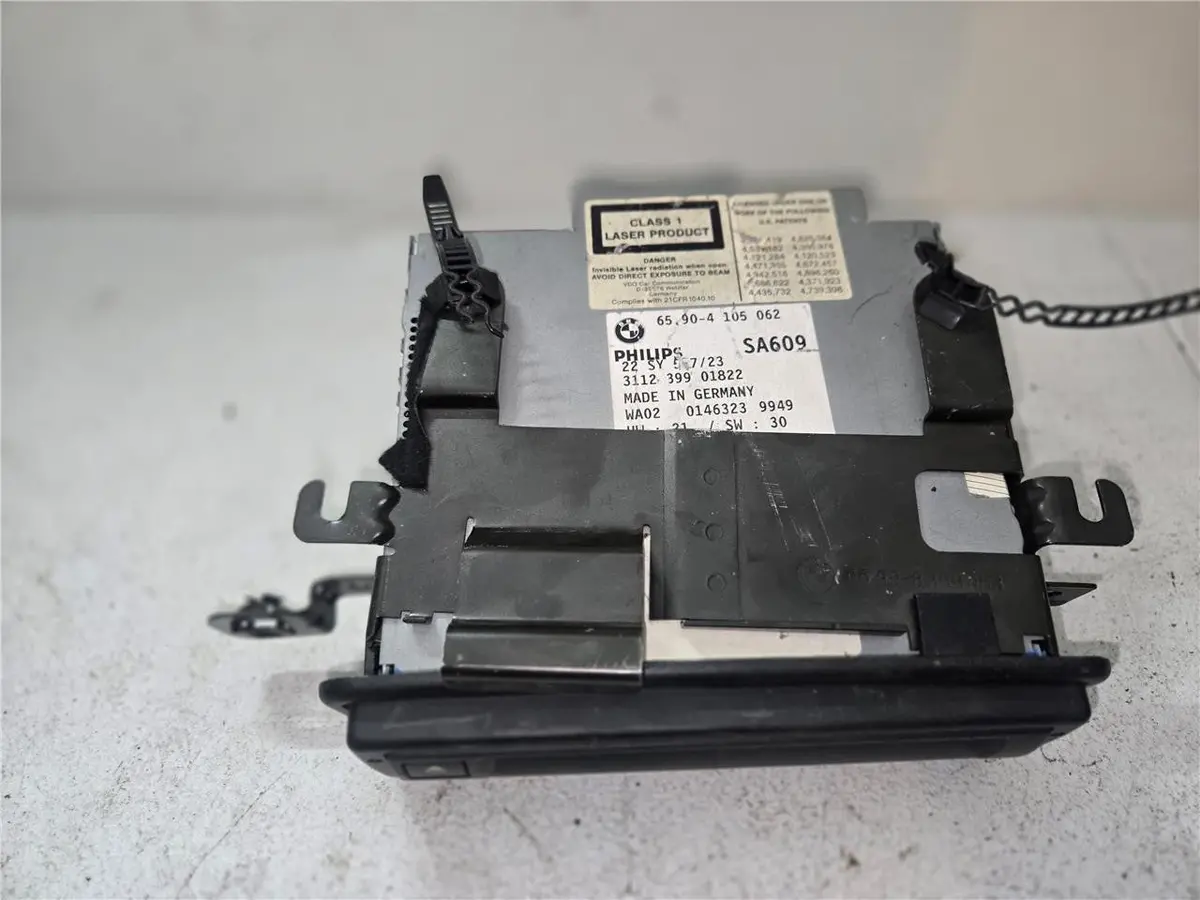 Bmw E39 Navigation Stereo Cd Changer Radio Display Repair 65 . 90-4 105 062 Oem 1