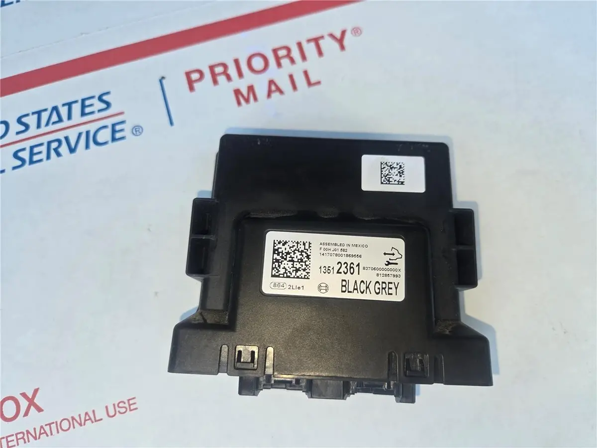 2014 - 2019 Gmc Sierra Silverado Park Assist Control Module Unit 13512361 Oem 1