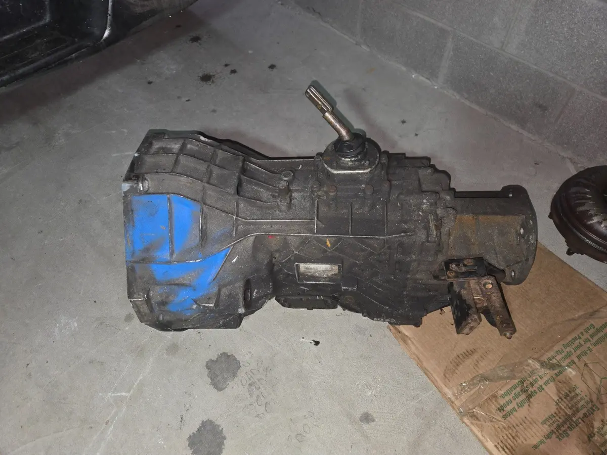 99 - 01 Ford F250 F350 F450 F550 5.4 6.8 V10 Zf5 Manual Transmission 4X4 165K 1