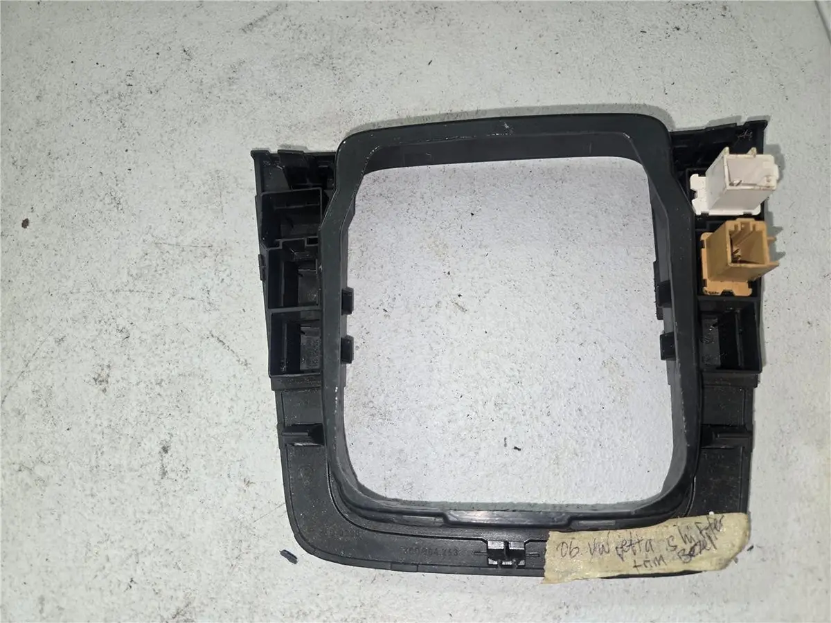 2006 Volkswagen Passat Jetta Shifter Tim Bezel 3C0 864 263 Oem 1
