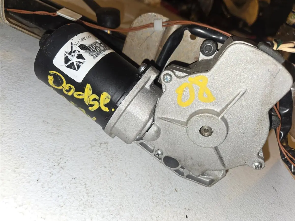 2013 Chrysler Town & Country Hatch Gate Power Lift Motor P/N# 16915741 Oem 1