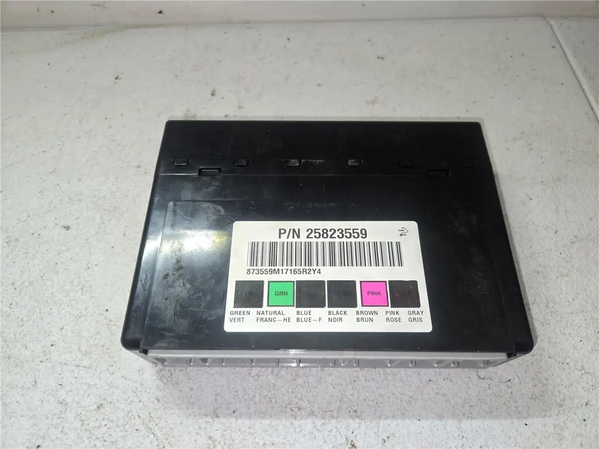 07 - 13 Sierra 2500 Gmc Silverado Suburban Tahoe Body Control Bcm 25823559 Oem 1
