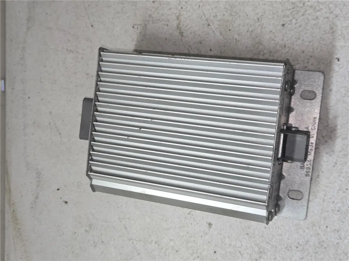2013 - 2016 Lincoln Mkz Radio Audio Sound Amplifier Ba1t-18C808-Aa Oem 1