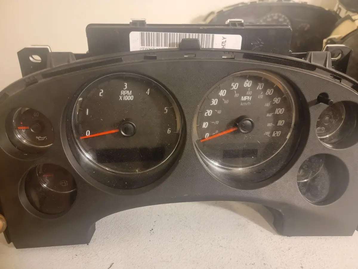 07 - 14 Yukon Denali Speedometer Instrument Guage Cluster 150K Miles Oem 1