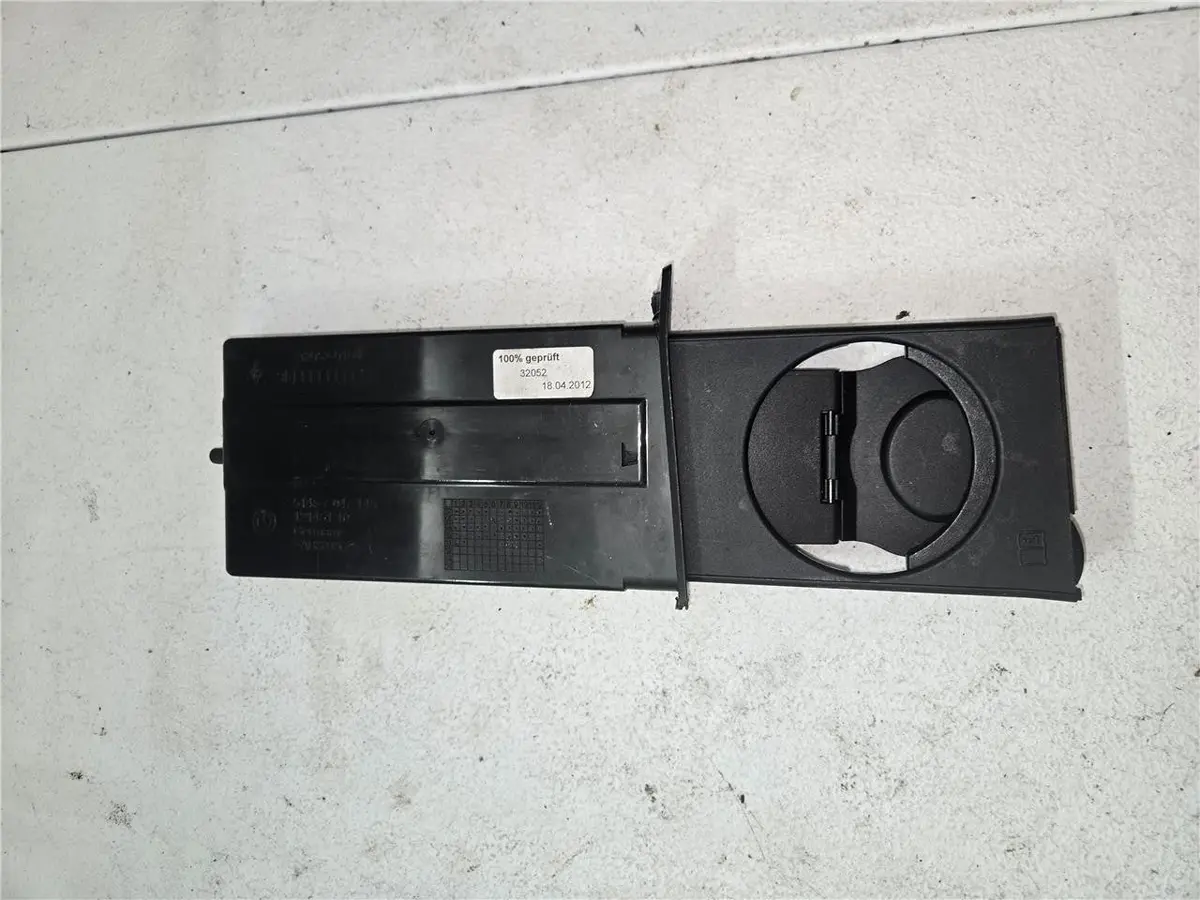 2008-10 Bmw 535I Front Right Side Dash Cup Holder 5145-7-047-145, 121451 10 Oem 1
