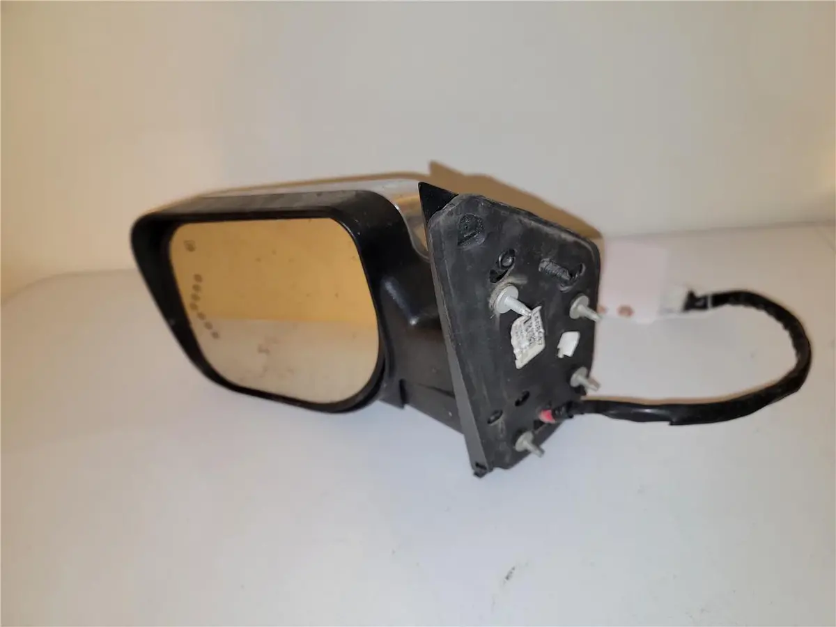 2004 - 2007 Infiniti Q56 2Zc400 Left Power Mirror 1408047 Oem 1