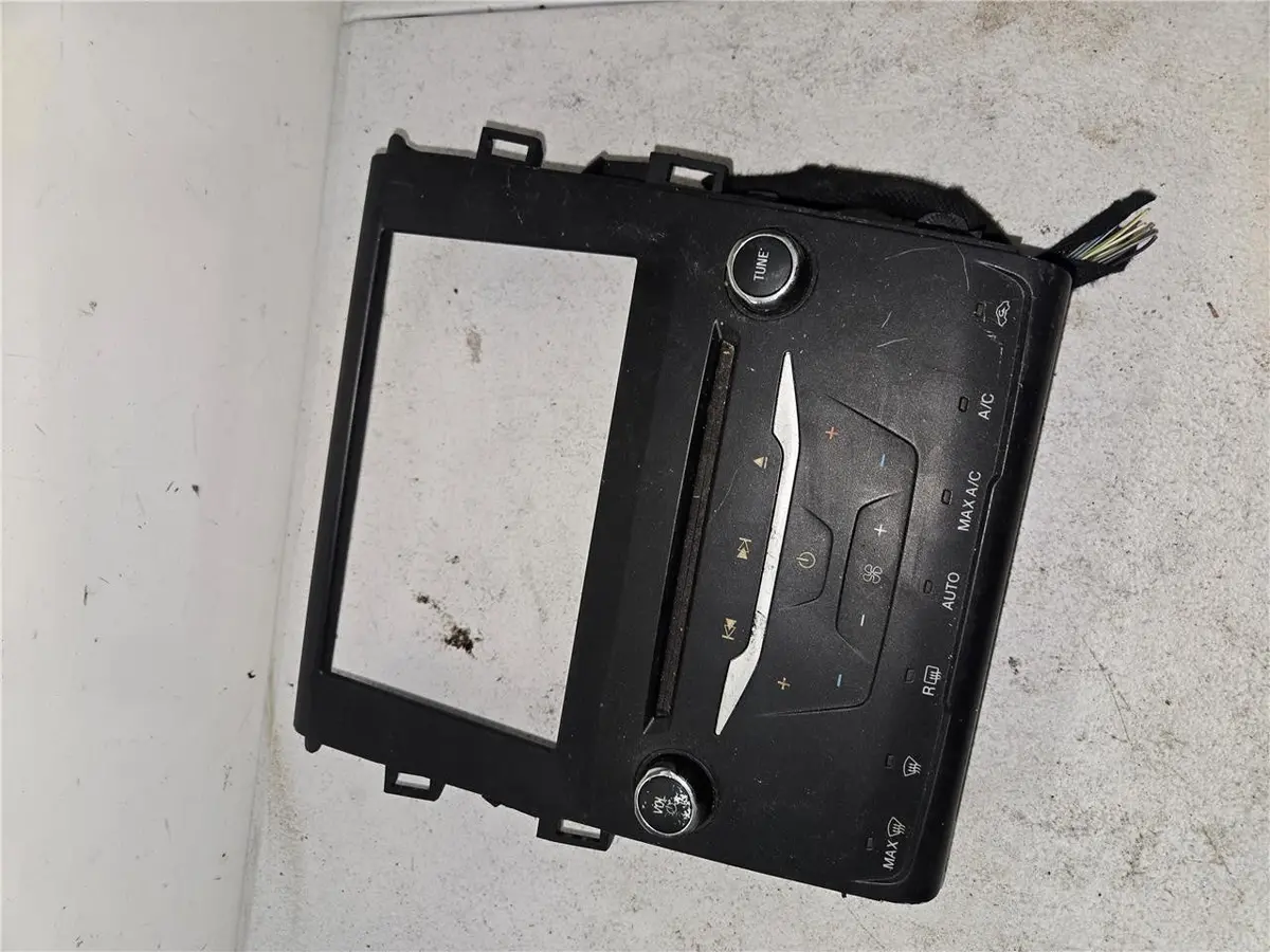 2013 - 2014 Ford Fusion Audio Control Panel W/Tempe Controls Ds7t-18E245-Mp Oem 1