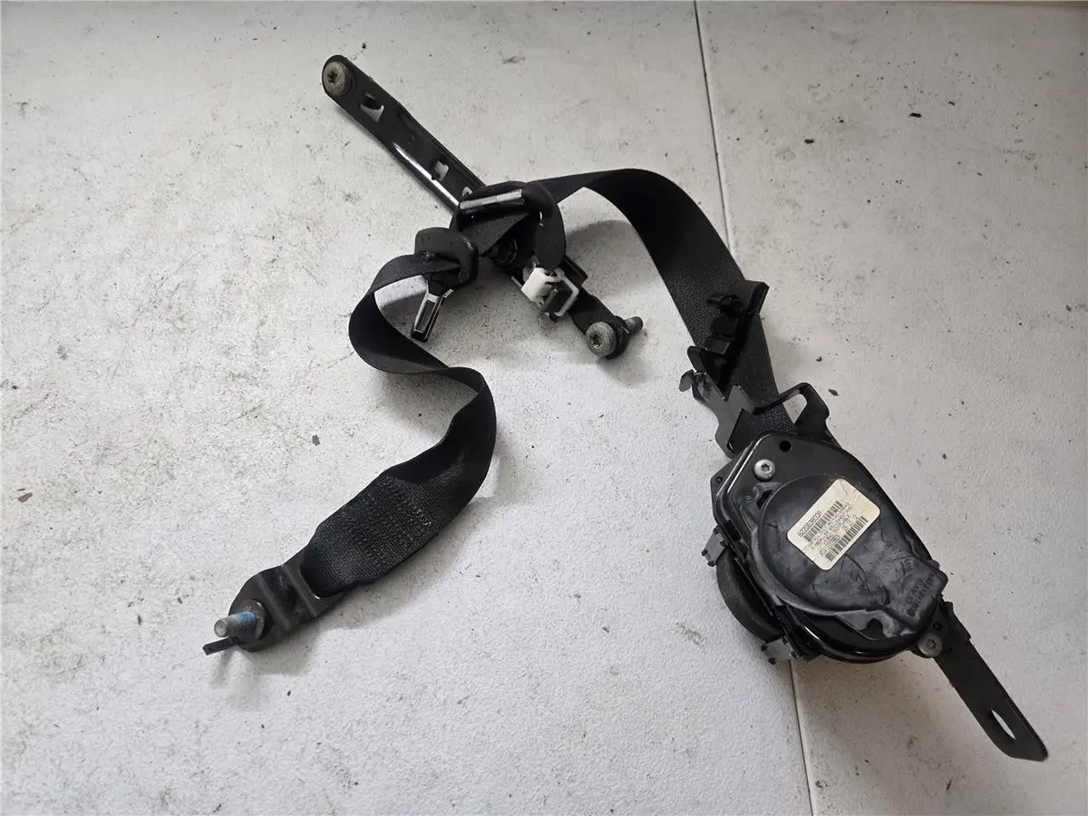 2011 - 2022 Chrysler 300 Front Driver Left Seat Belt Retractor 622063800D Oem 1