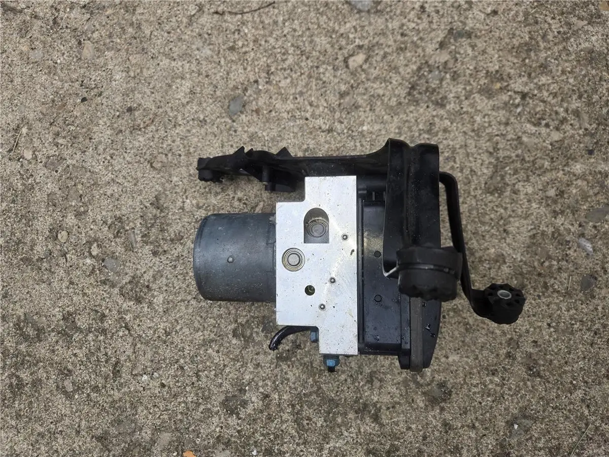2011 - 2014 Bmw X5 Abs Brake Pump Module 3451 6798284-01, 3452 6798286-01 Oem 1
