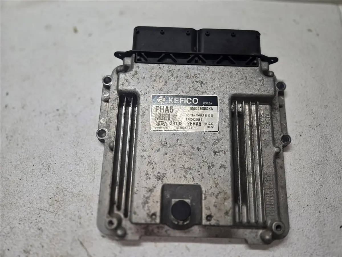 2015 Kia Soul 2.0L Engine Control Module Unit 39133-2Eha5 Oem 1