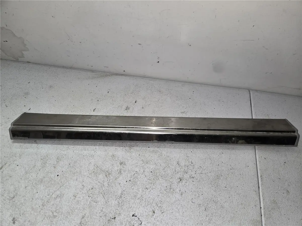 2012-18 Mercedes Cls550 Cls63 Right Door Step Sill Trim Cover A 212 680 1735 Oem 1