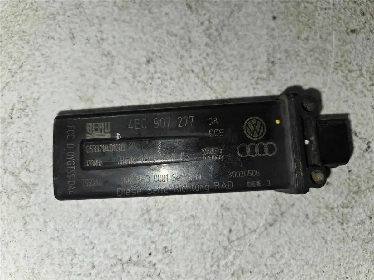2008 Audi A8 4E Tire Pressure Monitor Antenna 4E0 907 277 Oem 1