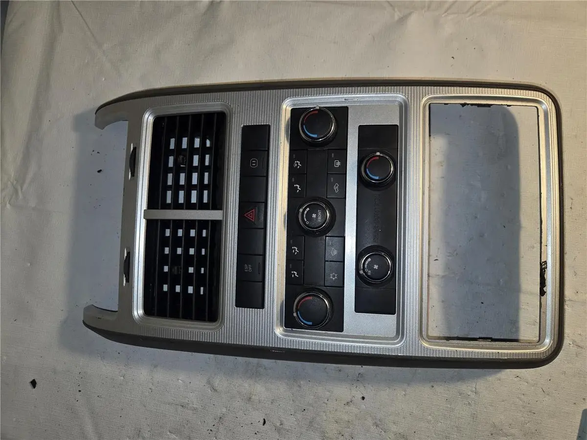 2009 - 10 Dodge Journey Ac Temp Climate Ctrl, W Vents Trim Bezel 55111892Af Oem 1