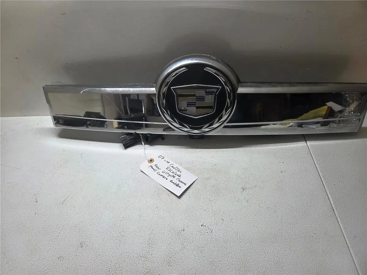 2007 - 14 Cadillac Escalade Rear Liftgate Chrome Camera Emblem 159 156 85/86 Oem 1