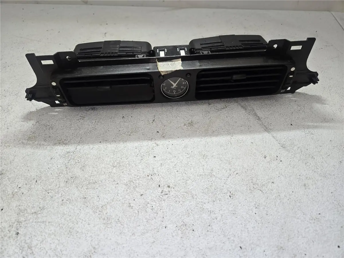 2002 Jaguar Vandenplas Center Dash Air Vent W/ Clock Lnf-4315-Aa Oem 1