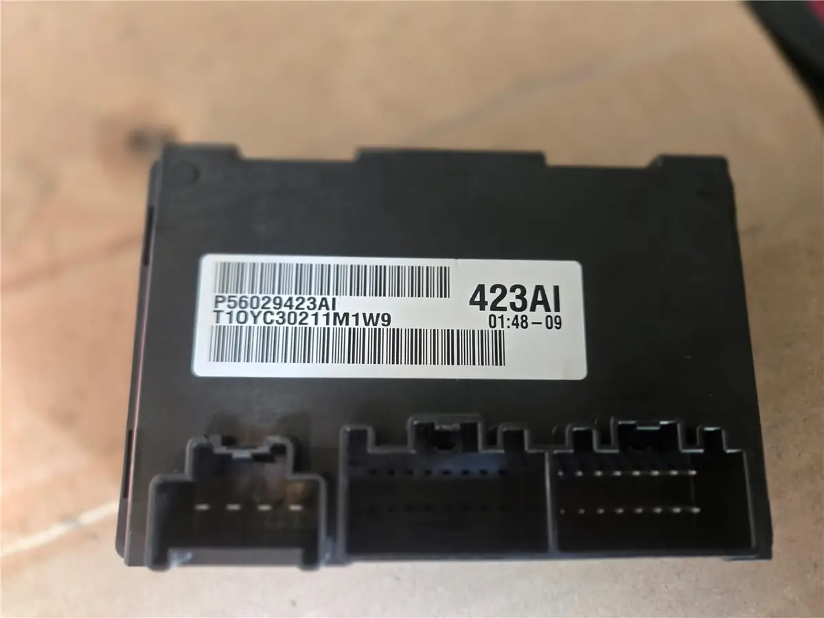 2011 Jeep Grand Cherokee Transmission Control Module Tcm P68058666ah Oem 1