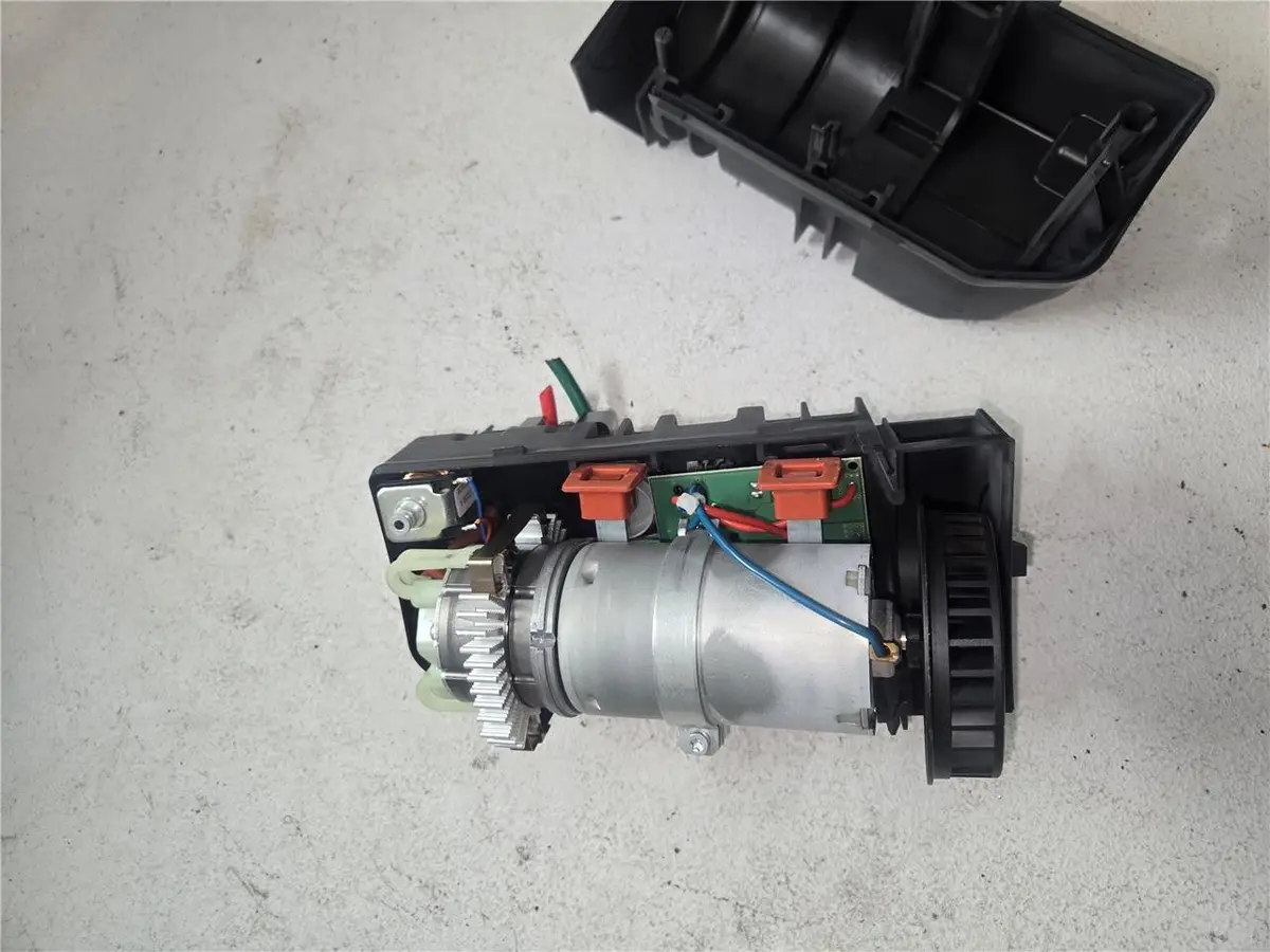 Mercedes-Benz W216 Cl550 S550 Cls400 Dynamic Seat Vacuum Pump 0 132 006 402 Oem 1