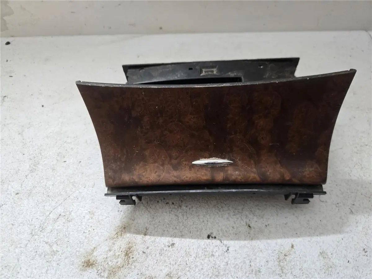 2003 - 2011 Mercedes-Benz W219 Cls500 E500 Center Ashtray Storage 2118204075 Oem 1