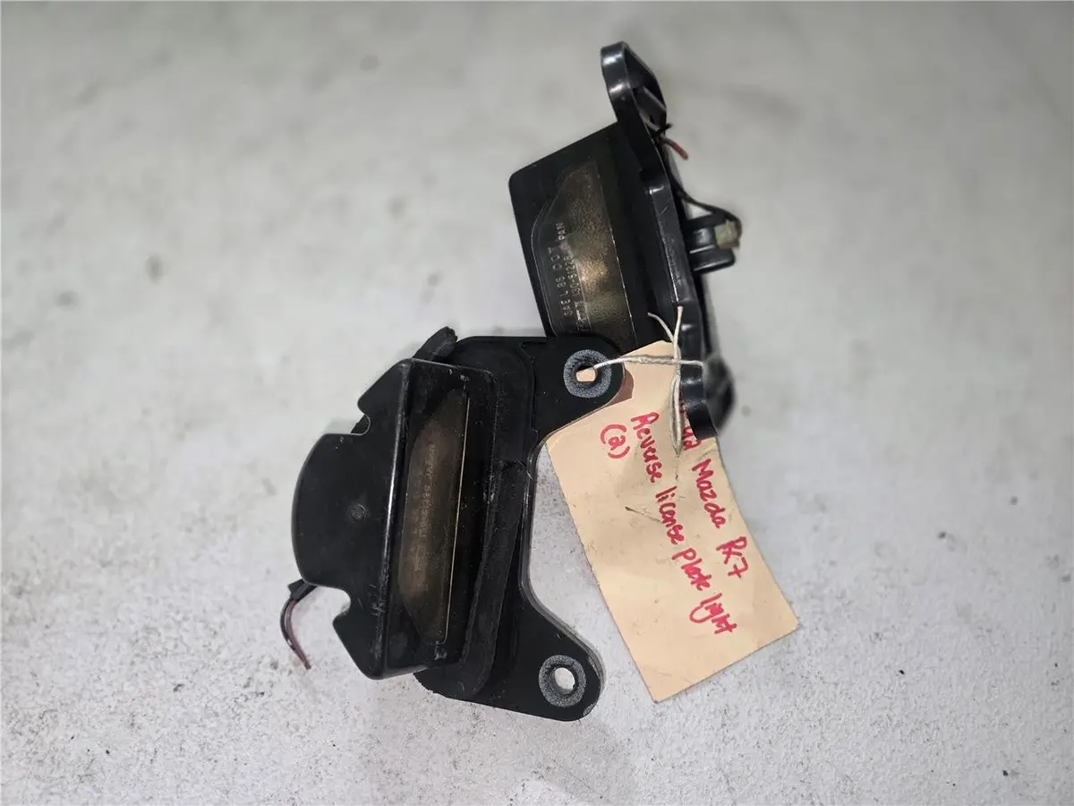 1990 - 1992 Mazda Rx7 Reverse License Plate Light 130-61226 Oem 1