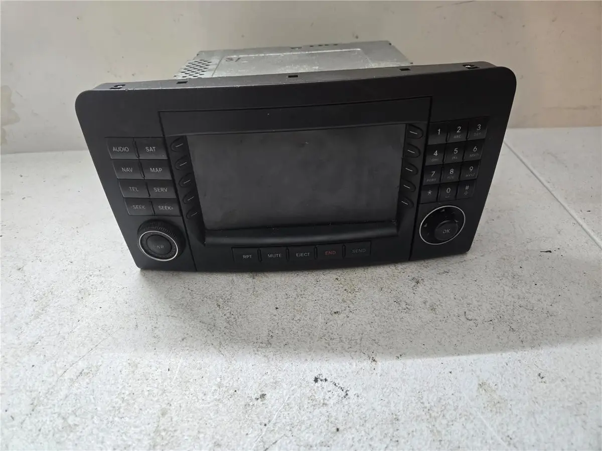06-08 Mercedes W164 Ml350 Ml500 Gl450 Radio & Cd Navigation A 164 870 35 89 Oem 1